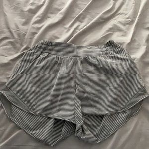 Lululemon Hotty Hot Short size 8